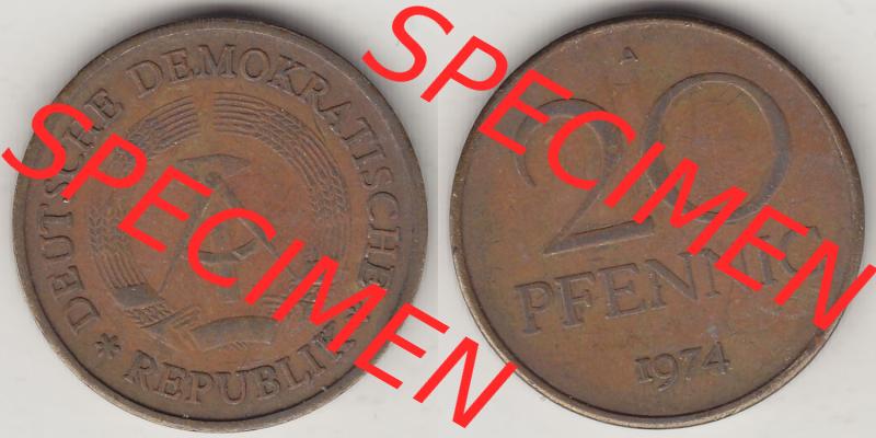 Münzen Deutschland DDR 1969-1990, 20 Pfennig 1974-1, DDR-Telefonmünze. Vorderseite und Rückseite Nebeneinander einer 20 Pfennig Münze / Umlaufmünze in der... Sammlung