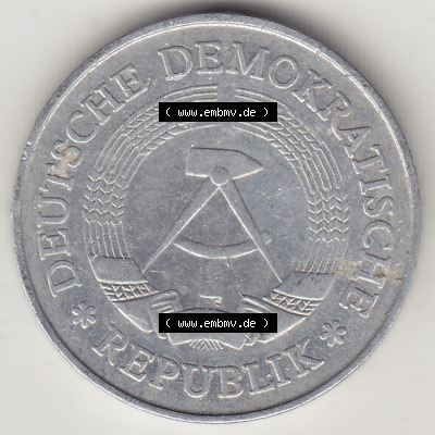 Münzen Deutschland DDR 1972-1990, A 1 Mark 1975. Vorderseite einer 1 Mark Münze / Umlaufmünze aus Deutschland der ehemaligen... Sammlung
