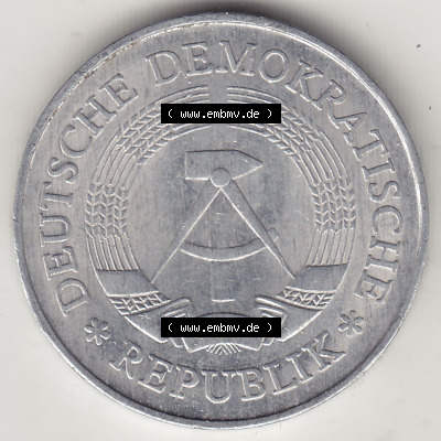 Münzen Deutschland DDR 1972-1990, A 1 Mark 1977 (Stück 2). Vorderseite einer 1 Mark Münze / Umlaufmünze aus Deutschland der... Sammlung