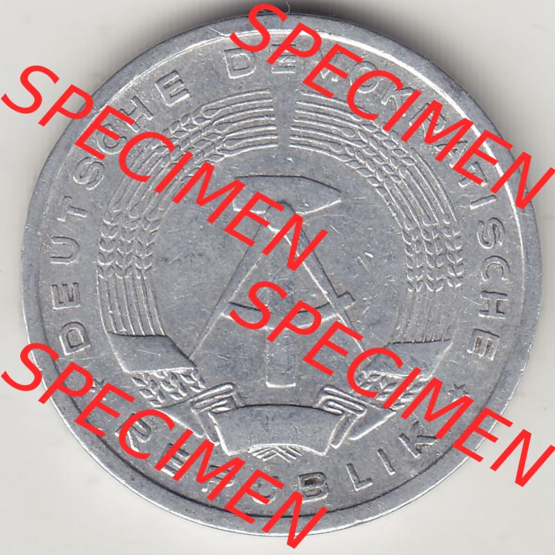 Münzen Deutschland DDR 1956-1963, A 1 Deutsche Mark 1956-1. Vorderseite einer 1 Mark Münze / Umlaufmünze aus Deutschland der ehemaligen DDR in Europa als Digitales Bild... Sammlung