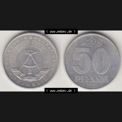 Münzen Deutschland DDR 1958-1990, A 50 Pfennig 1981-1 der DDR-Mark. Vorderseite und Rückseite Nebeneinander einer 50 Pfennig Münze / Umlaufmünze aus Deutschland der... Sammlung