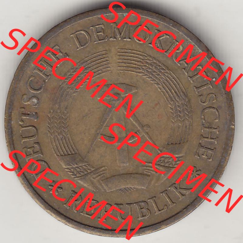 Münzen Deutschland DDR 1969-1990, 20 Pfennig 1971-2, DDR-Telefonmünze. Vorderseite einer 20 Pfennig Münze / Umlaufmünze in der DDR auch als Telefonmünze... Sammlung
