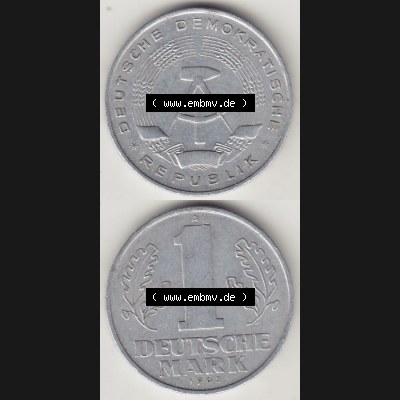Münzen Deutschland DDR 1956-1963, A 1 Deutsche Mark 1962-2. Vorderseite und Rückseite Vertikal Untereinander, passend für Mobile-Geräte, einer 1 Mark Münze... Sammlung
