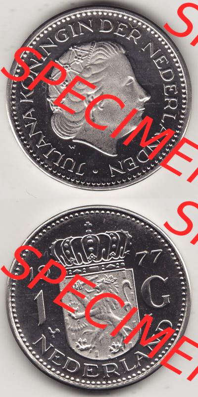 Aus offiziellen Münzensatz / KMS 1977 Niederlande 1967-1980, 1 Gulden, 1977-1 JULIANA KONINGIN DER NEDERLANDEN. Vorderseite und Rückseite der Münze aus den Niederlanden Sammlung