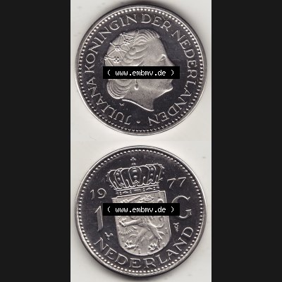 Aus offiziellen Münzensatz / KMS 1977 Niederlande 1967-1980, 1 Gulden, 1977-1 JULIANA KONINGIN DER NEDERLANDEN. Vorderseite und Rückseite der Münze aus den Niederlanden Sammlung