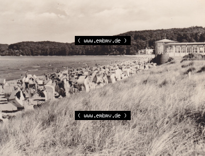 Alte Fotos von Ostseebad Binz in Mecklenburg-Vorpommern 1976, Binzer Strand. Alter und echter original Foto-Abzug aus einer Fotomappe,... Sammlung