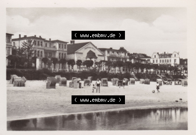 Alte Fotos von Seebad Bansin in Mecklenburg-Vorpommern 1954, Kurhaus Fortschritt 5447. Alter und echter original Foto-Abzug aus... Sammlung